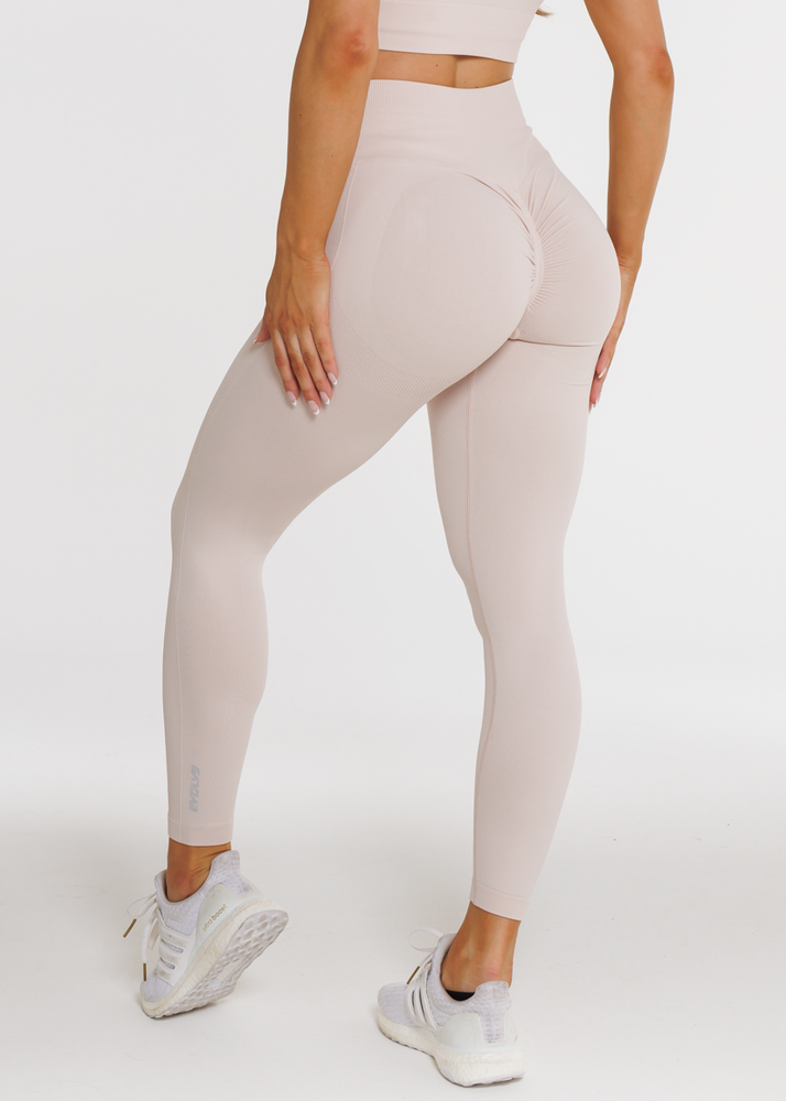 
                  
                    Load image into Gallery viewer, Prime Seamless Leggings - Champagne
                  
                