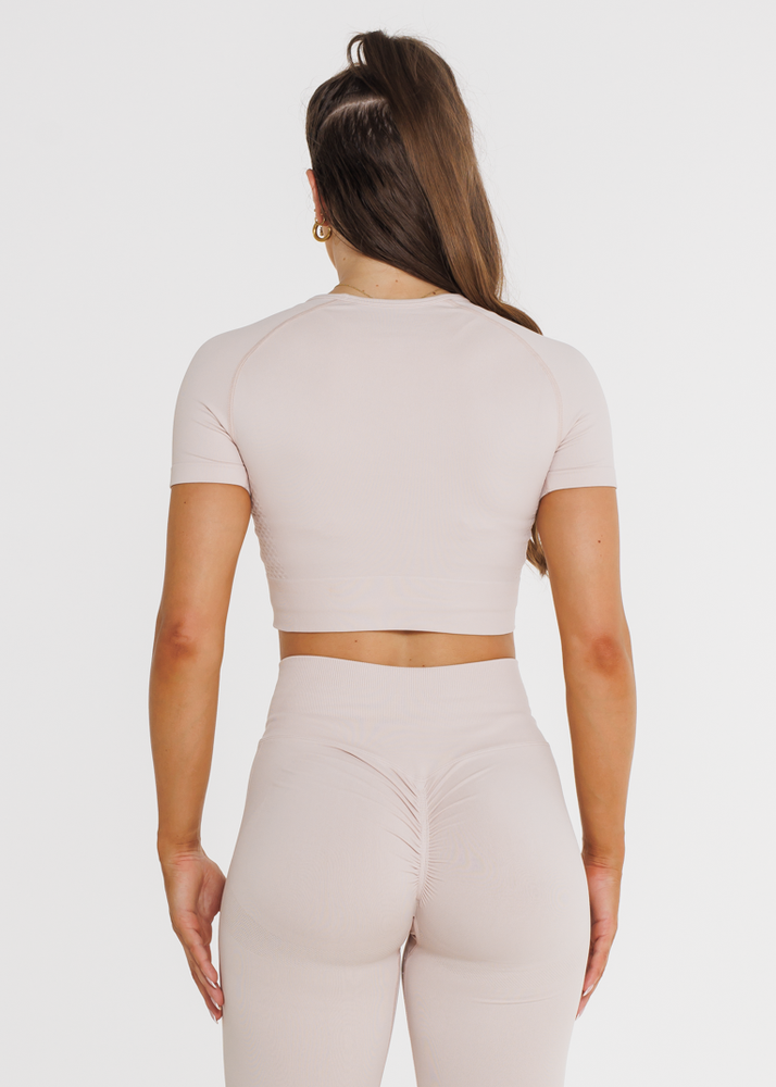 
                  
                    Load image into Gallery viewer, Prime Seamless Short Sleeve - Champagne
                  
                
