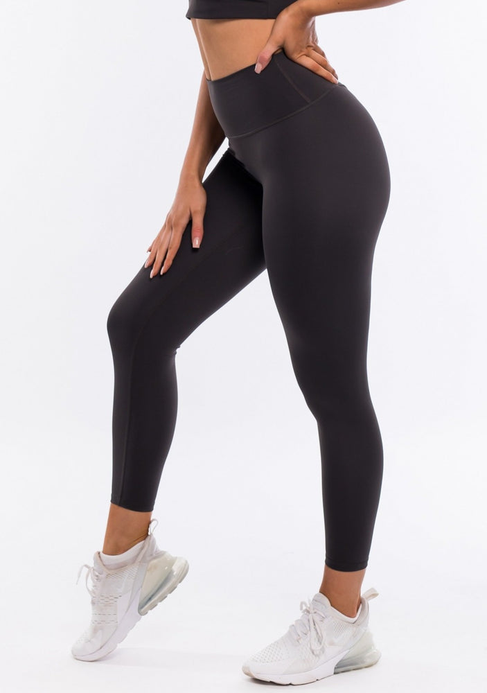 
                  
                    Load image into Gallery viewer, Super Scrunch Leggings - Graphite
                  
                