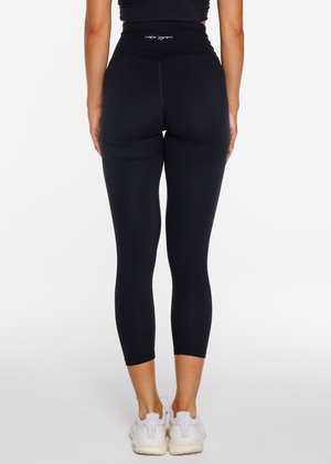 
                  
                    Load image into Gallery viewer, Signature Leggings - Black
                  
                