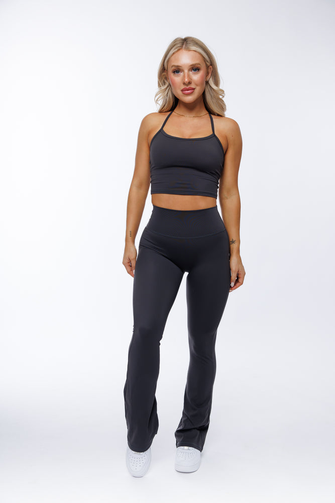 
                  
                    Load image into Gallery viewer, Vantage Flare Leggings - Graphite
                  
                